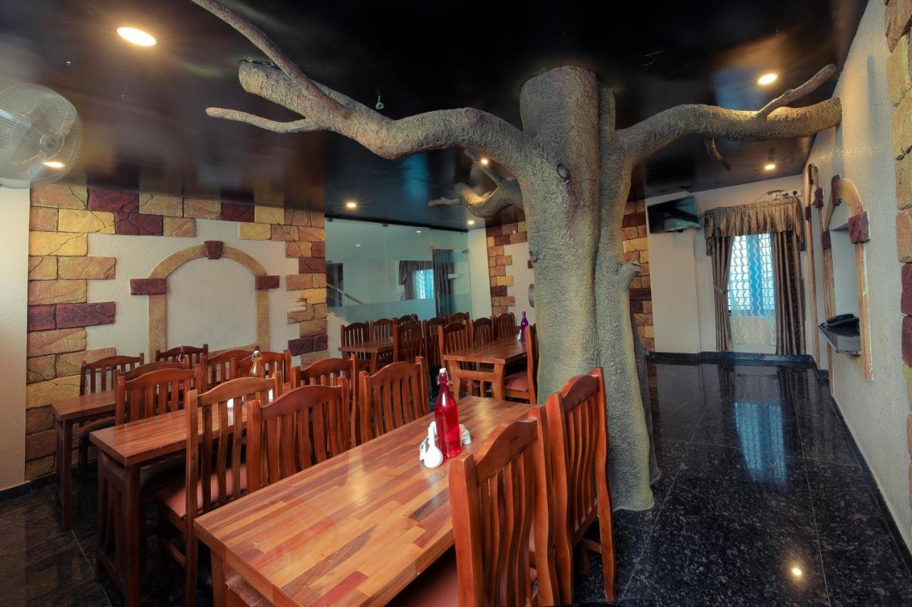 Thenmala Hormuz Inn Kolattupuzha Exterior photo